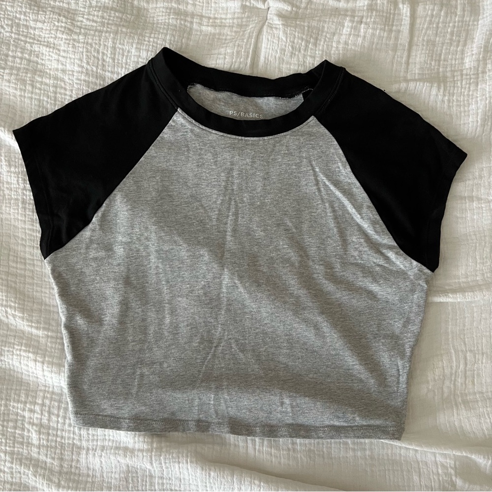 PacSun Grey Crop Top